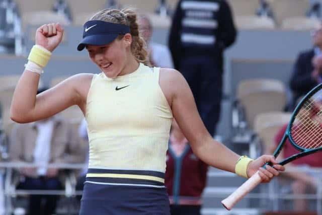 ¡Sorpresa! Jovencita de 17 años elimina a Sabalenka