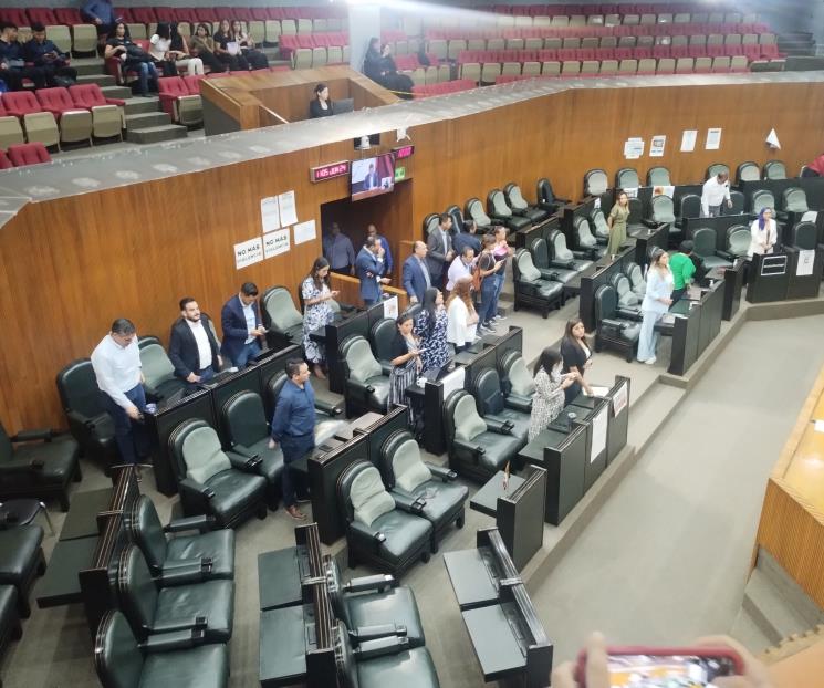 Reconoce por fin el Congreso a Rosaura como diputada