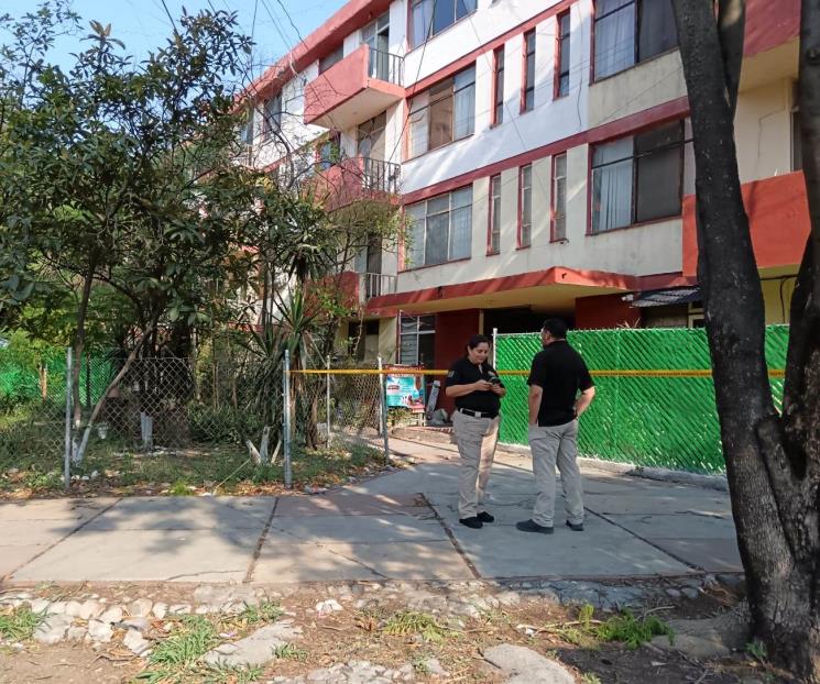 Encuentran cadáver en departamento