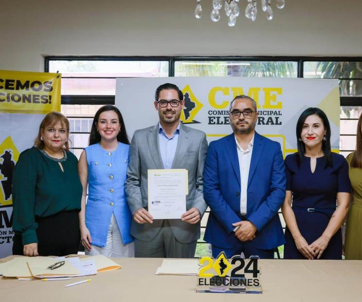 Otorgan a David de la Peña constancia que acredita su reelección Otorgan a David de la Peña constancia que acredita su reelección