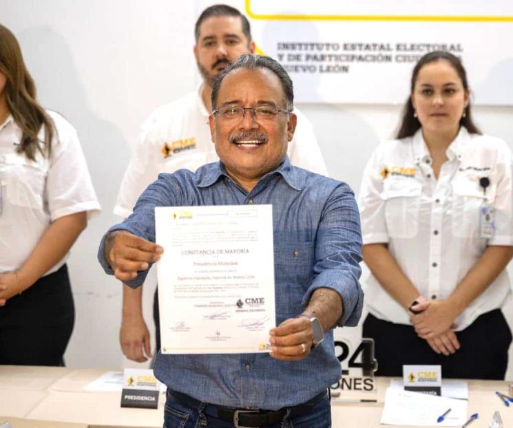 Recibe Andrés Mijes constancia de mayoría como Alcalde de Escobedo