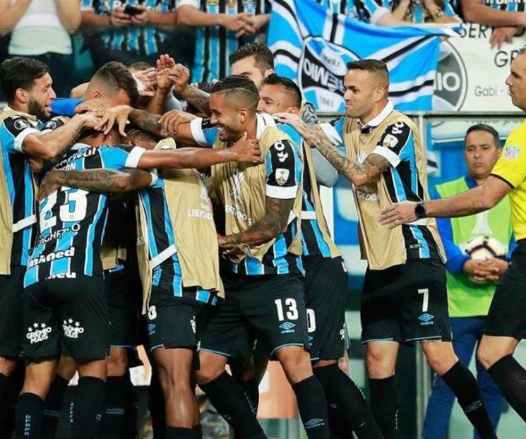 Empata Gremio y se clasifica a octavos