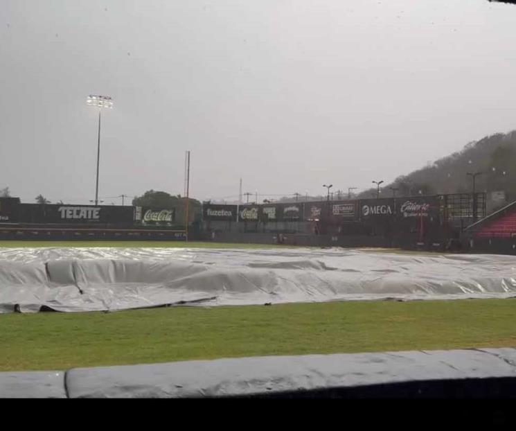 Lluvias impiden juego de Sultanes en Campeche