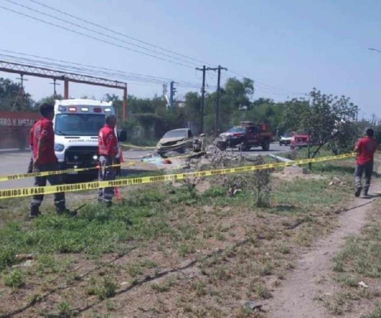 Deja volcadura un muerto y un herido en Salinas Victoria