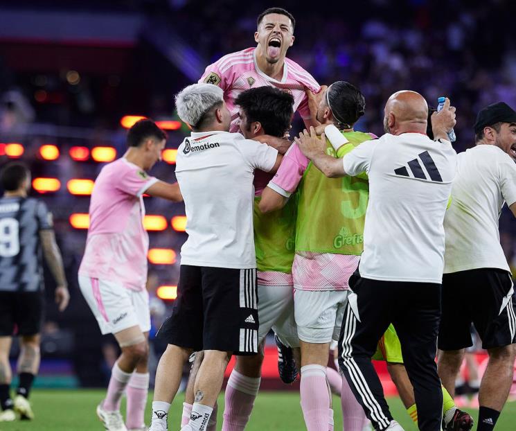 Porcinos se corona en la Kings