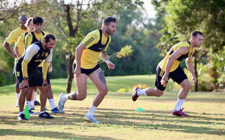 Tigres ya entrena más completo en la Riviera