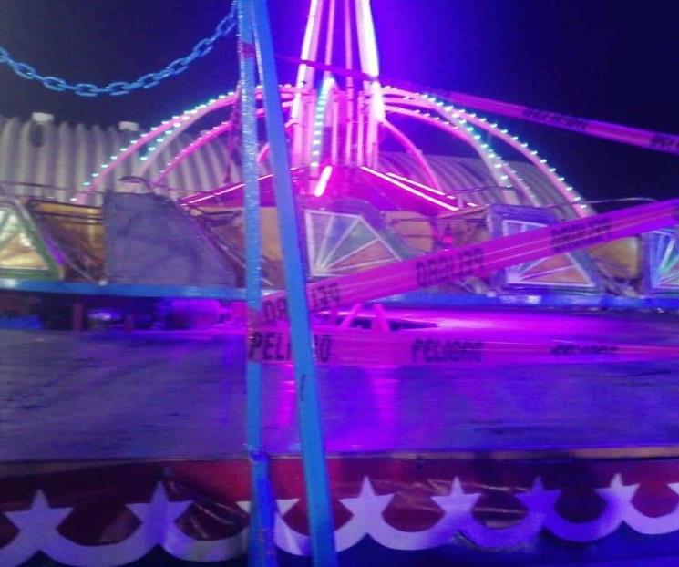Falla en juego mecánico deja 30 personas atrapadas en Guadalupe