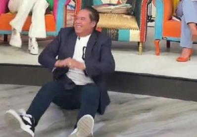 Critican a Bezares por bailar El Gallinazo en Hoy