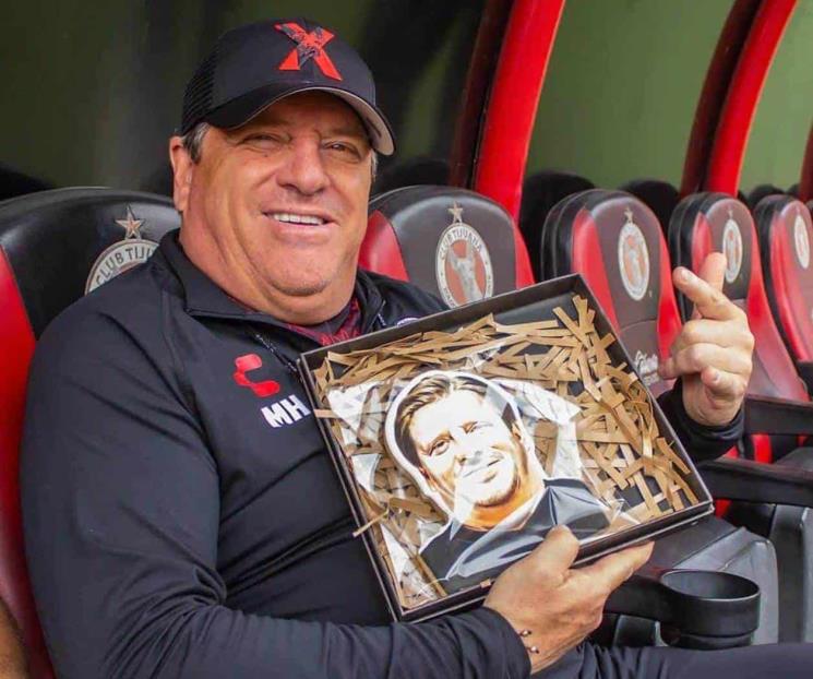 Miguel Herrera deja las canchas para ser comentarista deportivo Miguel Herrera deja las canchas para ser comentarista deportivo