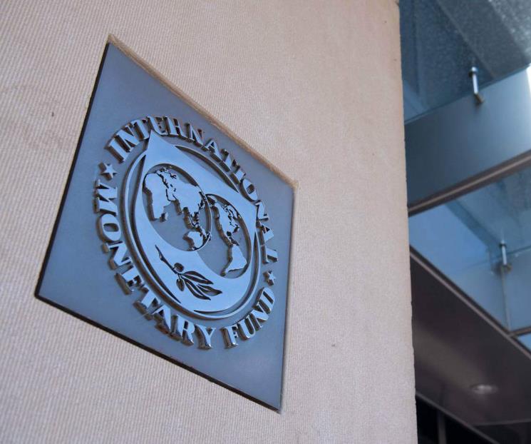 Economía de Argentina crecerá más que la de México, prevé FMI