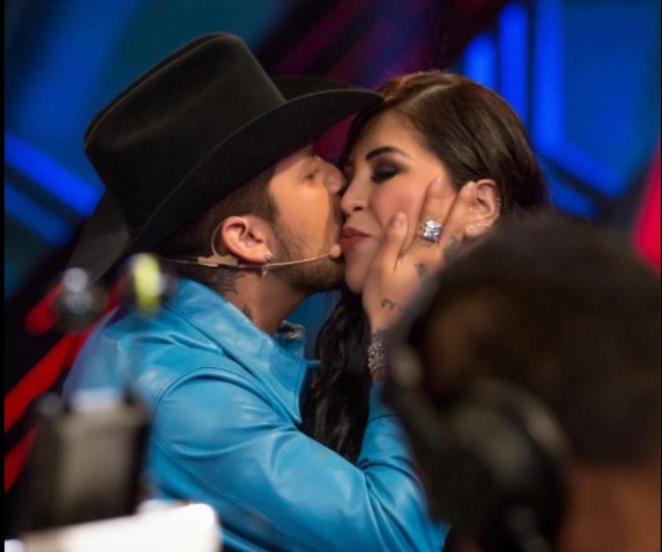 Comparte mamá de Christian Nodal fotos de Cazzu y su hija Inti