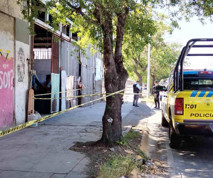 Pistolero ataca a hombre en el centro de Monterrey
