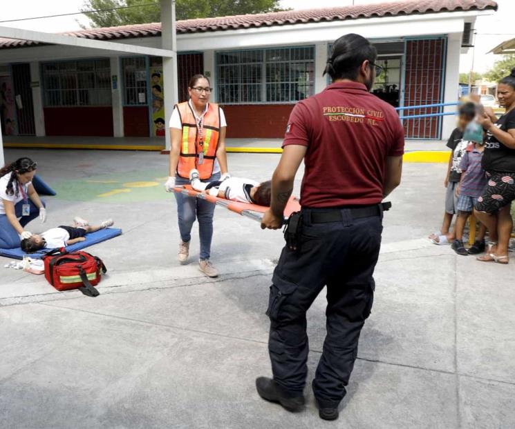 Realiza Escobedo simulacro de incendio en kínder