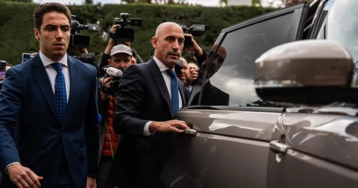 Fijan fecha para juicio de Rubiales