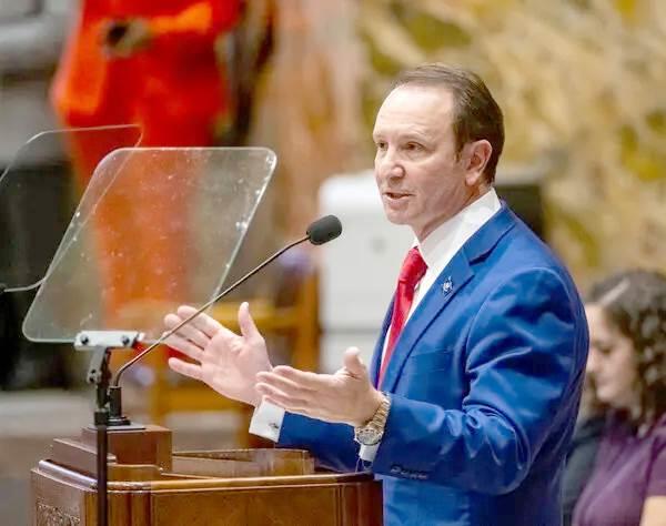 Obligan en Luisiana a exhibir los Diez Mandamientos
