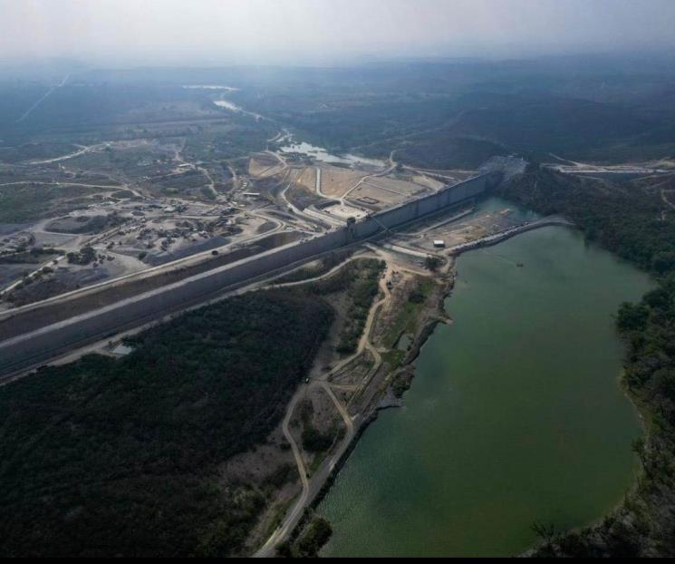 Destaca AMLO inversión histórica en obra hidráulica