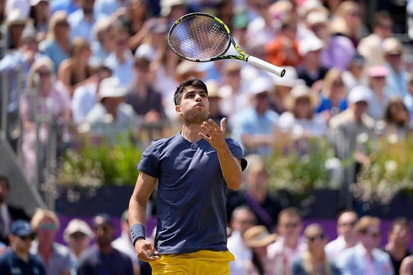 Eliminan a Carlos Alcaraz en el Queen’s Club