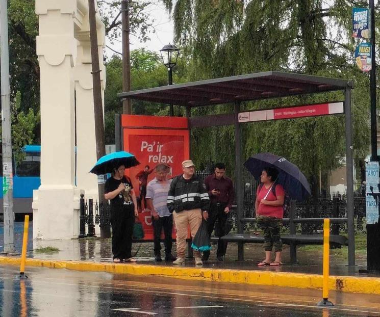 Retoman ciudadanos actividades ante paso de Alberto