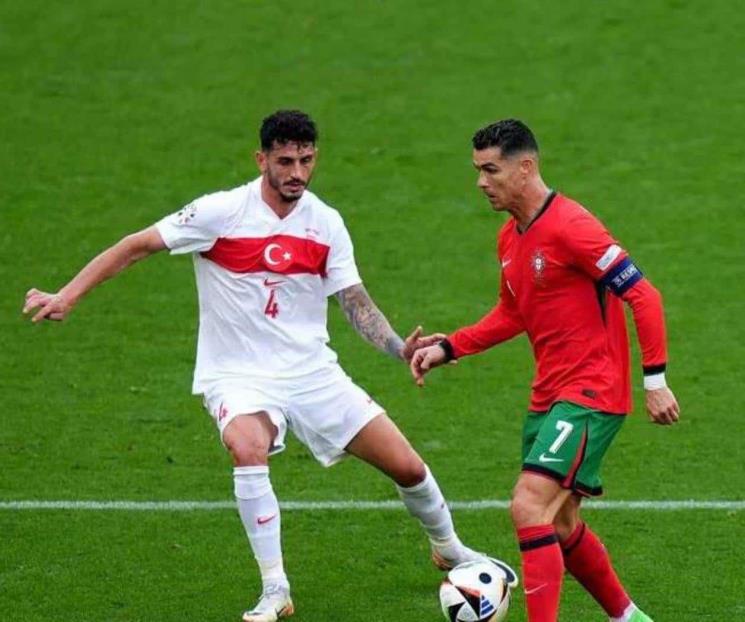 Golea Portugal a Turquía y clasifica a Octavos en la Euro