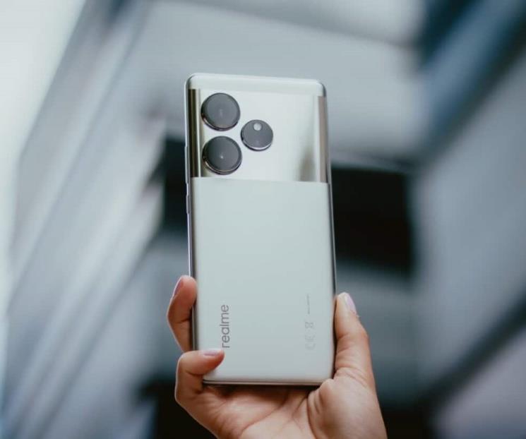 Realme GT6 busca superar a los iPhone y Samsung Galaxy