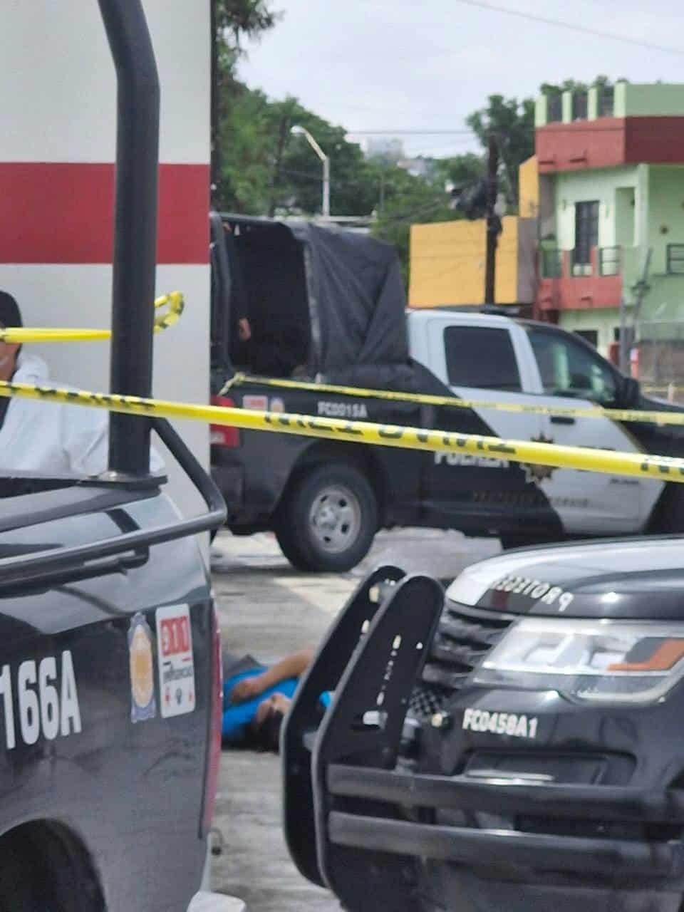 Un hombre de la tercera edad fue ejecutado a balazos y su cuerpo abandonado a un costado de la estación de bomberos al norte de la ciudad, los agresores lograron evadir la justicia.