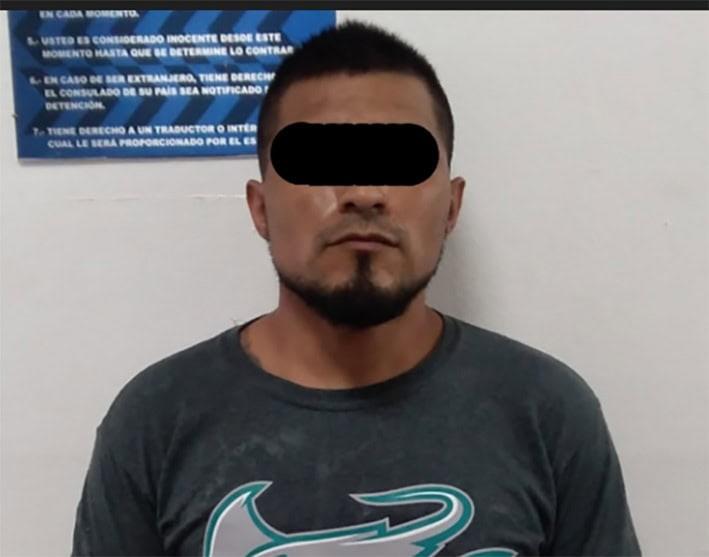 Circula en moto robada; lo detienen