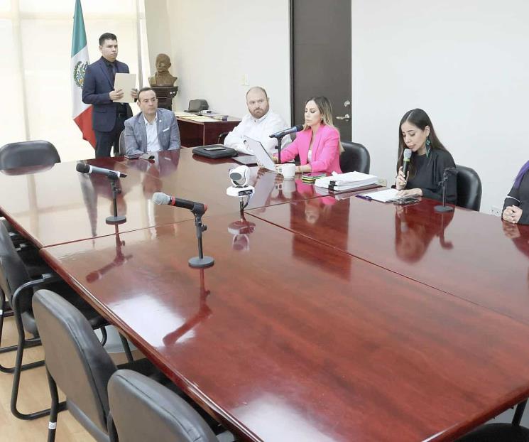 Declara Navarro por escrito en proceso de juicio político