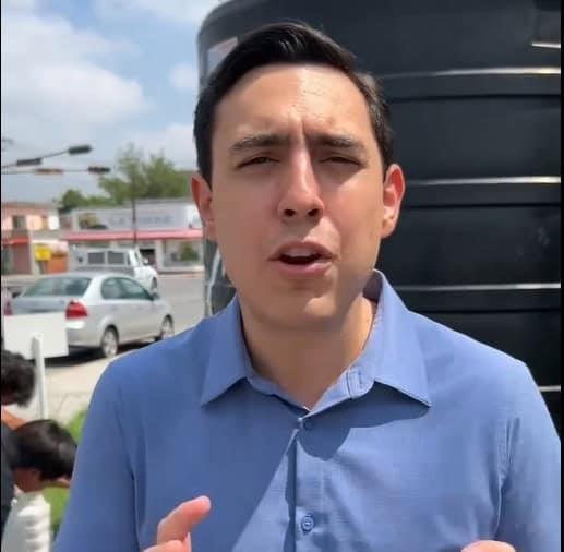 Supervisa César funcionamiento de tanques