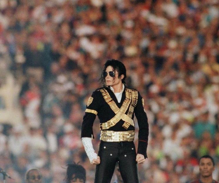 Dejó Michael Jackson deuda por 500 millones de dólares