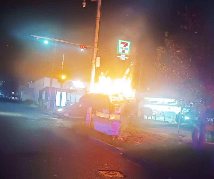 Acaba incendio de puesto de tacos