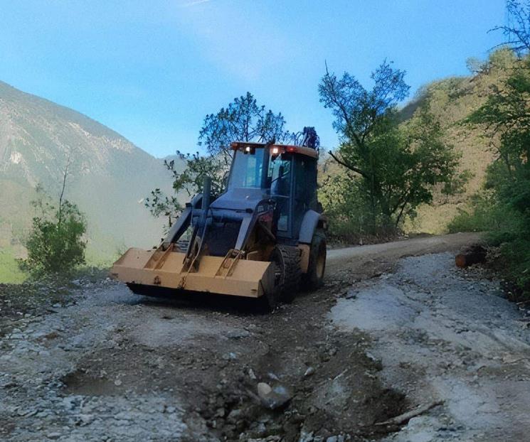 Comunican la Sierra de Santiago con caminos provisionales