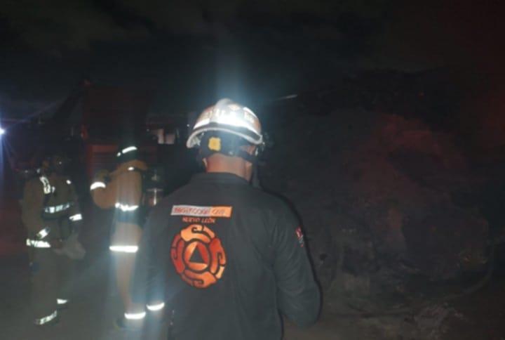 Se incendia bodega en San Nicolás