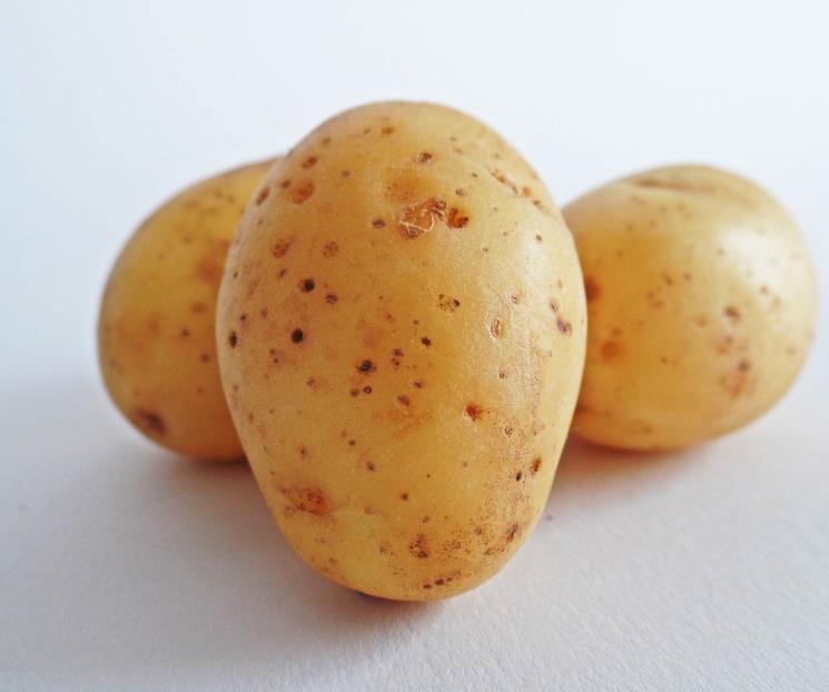 Deja atrás el reflujo con este jugo a base de una verdura cruda