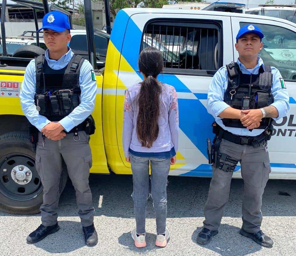 Una menor de edad, de 16 años, que presuntamente salió de su domicilio en busca de trabajo, y ya no pudo regresar, fue localizada por oficiales de la Policía de Monterey, en el centro de la ciudad.