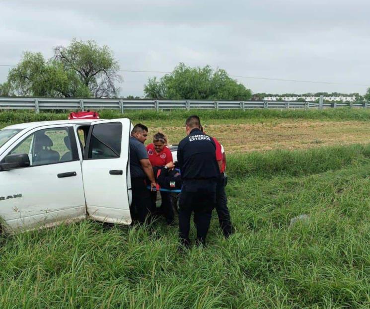 Sufre volcadura en Cadereyta