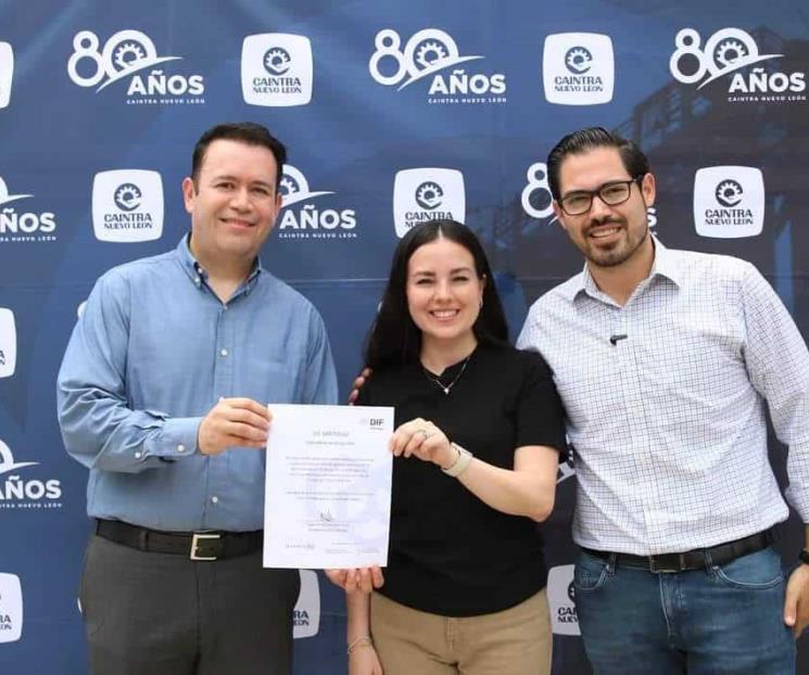 Entrega sector industrial 500 despensas en Santiago