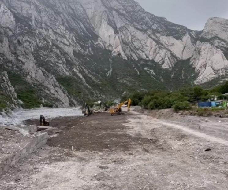 Llega por fin el agua a Santa y García Llega por fin el agua a Santa y García