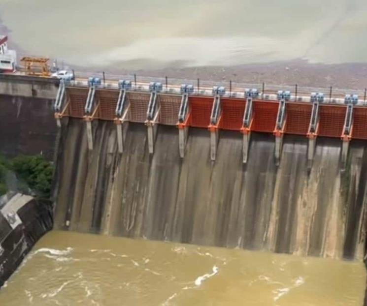Cierran las compuertas de la Presa de La Boca