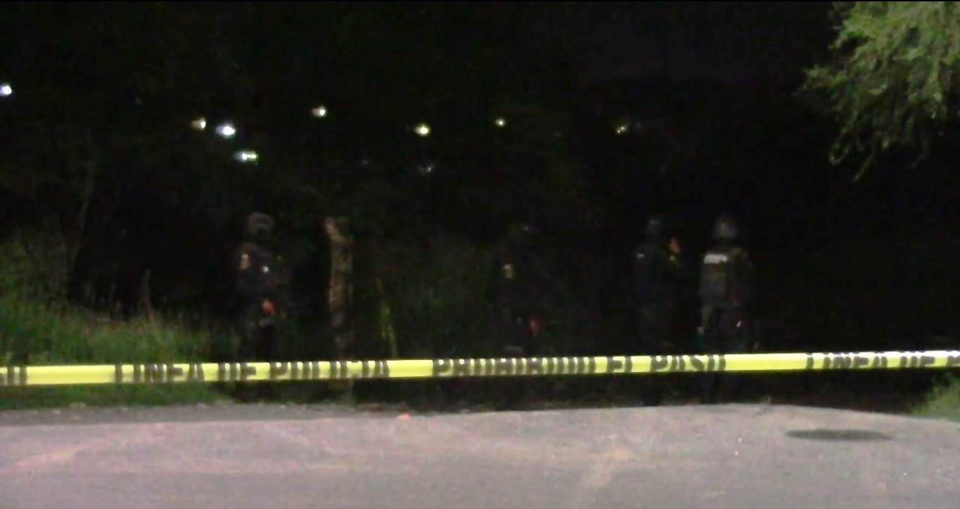 Hombres armados intentaron ejecutar a balazos a un hombre, cuando caminaba en calles de la Colonia San Diego en el municipio de Cadereyta.