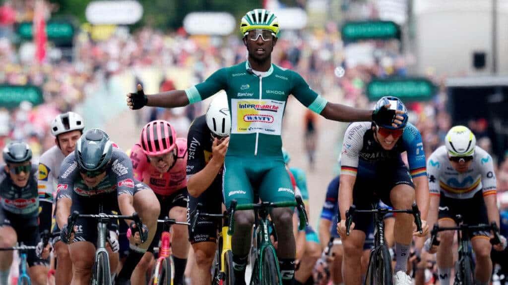 Gana Biniam Girmay la octava etapa del Tour de Francia 