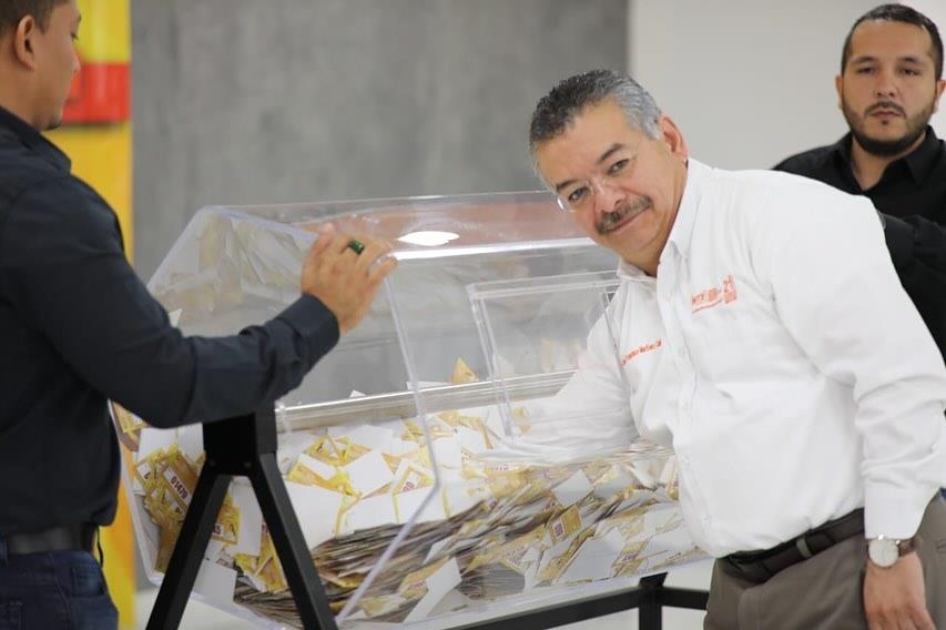 Encabeza líder de la Sección 21 el Tercer Gran Sorteo PAAE