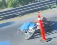 Fallece motociclista tras derrapar en su moto