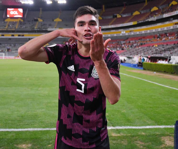 Johan Vásquez, cerca del Inter de Milán Johan Vásquez, cerca del Inter de Milán
