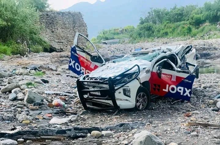Investigan muerte de policías