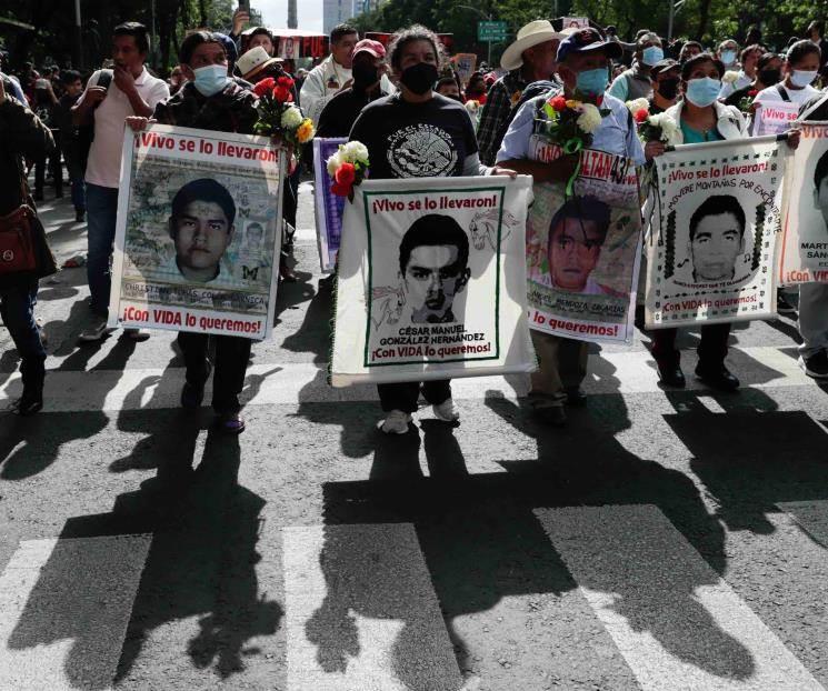 Sale de prisión militar señalado en desaparición de 43 normalistas