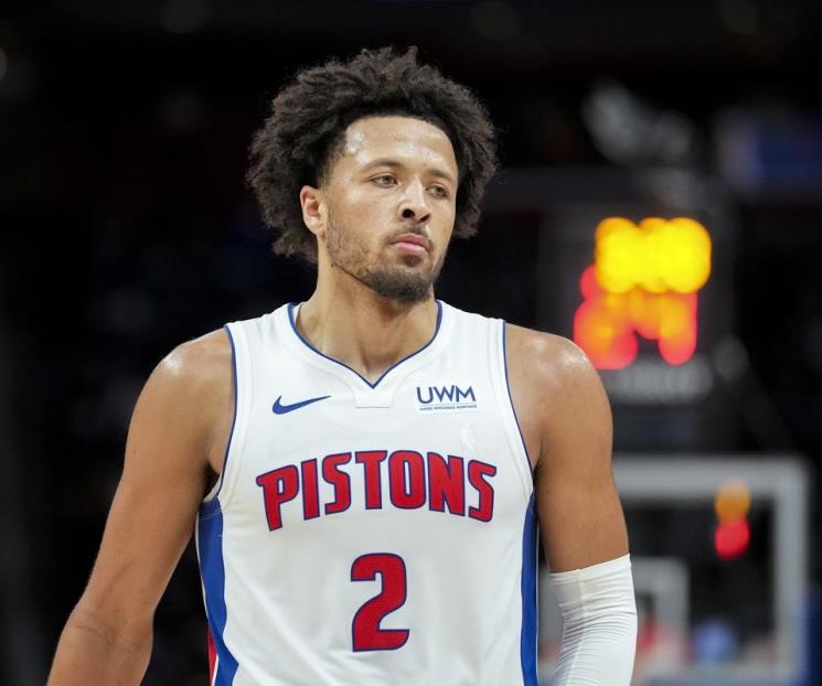 Renuevan Pistones a Cunningham