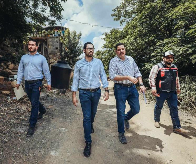 Trabajan por mejores vialidades en Santiago