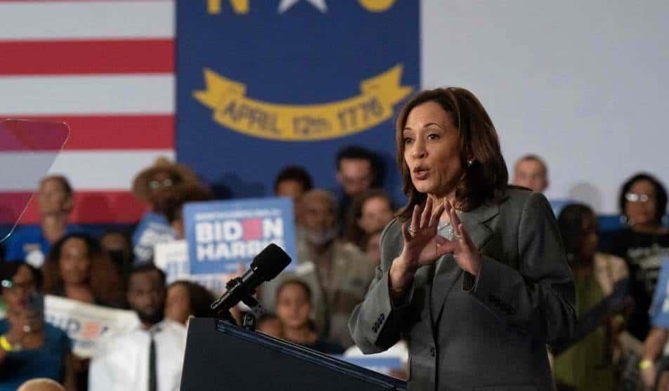 Encuesta muestra a Kamala Harris ganando a Donald Trump