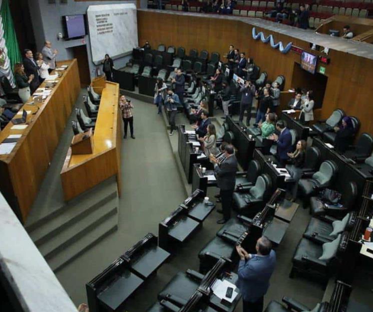 Dan luz verde para sancionar a Samuel García por apoyos a Máynez