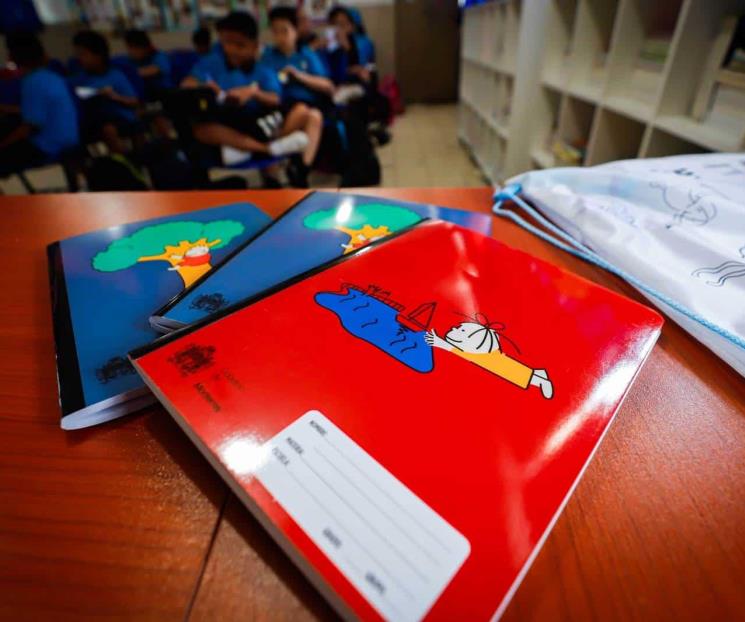 Entregarán en Monterrey útiles escolares